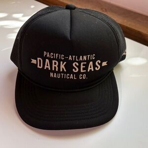 Dark Seas unisex black hat mesh back adjustable like new OS